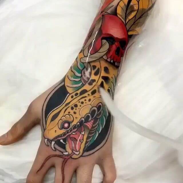 24 Traditional Snake Tattoo Designs For Hands - PetPress